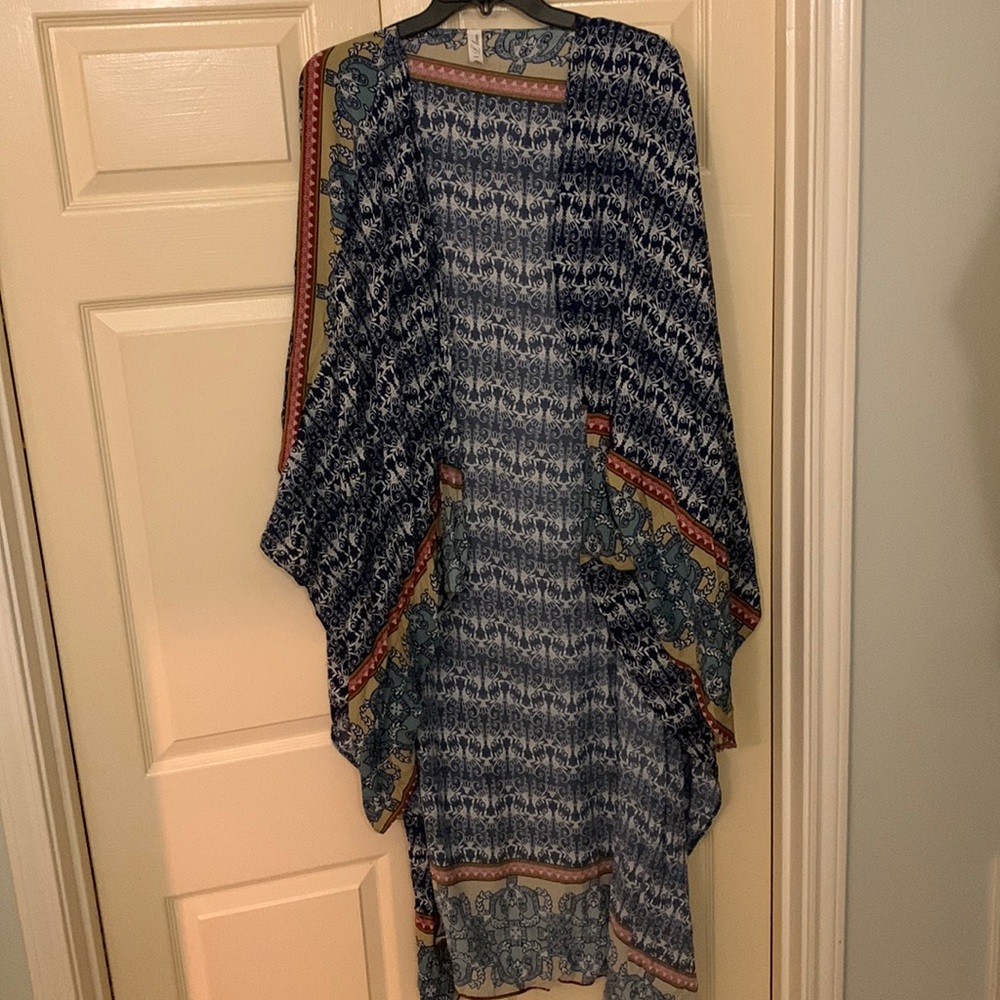 Super oversized and long kimono or robe